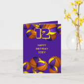 紫の金ゴールドチームカラーバスケット子供の誕生日 カード (黄色い花)