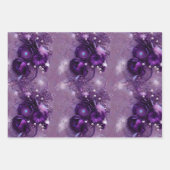紫の銀エレガント羽のクリスマスビーズ ラッピングペーパーシート (正面2)