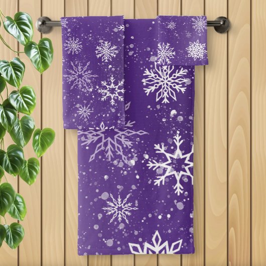 紫の雪の結晶パターン 神秘的な冬の休日 バスタオルセット