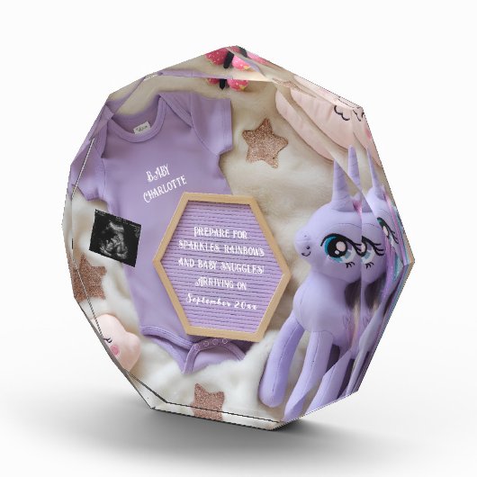紫の魔法のユニコーン妊娠の発表 フォトブロック (右)
