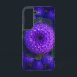 紫の鮮やかスペックルパターン電話ケース SAMSUNG GALAXY S22ケース<br><div class="desc">携帯を包鮮やかむユニークスタイル!このZazzleタフ電話ケースは、密素晴らし、抽象芸術自然パターンのクローズアップイラストレーションを備えている。深い紫色の丸い型枠に特徴的でこぼこした質感が入り、複雑な黄色と白の斑点で覆われ、魅力的な視覚的なテクスチャを作成する。緑豊かな離れ緑のデザインを混ぜ合わせ、新鮮なオーガニックコントラスト。結果は、豊かで質感のあるパターンで、詳細と強烈な色が満ちている。単に美しいだけでなく、このタフなケースはあなたの電話のための堅牢な保護を提供する。耐久性の高い救済デザインでデバイスを落下やバンプから保護し、光沢のある仕上げは紫と緑のユ鮮やかーズを作りポップ・アートのます。自然アートやインスパイアデザインを愛して、優れたスタイルと確実な防御を兼ね備えたケースを望む人に最適。この目を引く保護パターンで声明と技術を作ろう！</div>