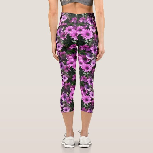 紫アフリカデイジー花自然模様 カプリレギンス (裏面)