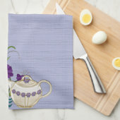 紫エレガントの花をセットした中国茶 キッチンタオル (四つ折り)