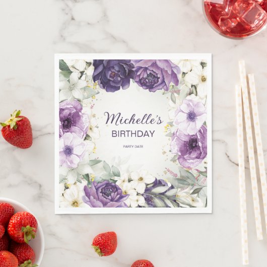 紫エレガント白フローラグリッター誕生日名 スタンダードランチョンナプキン (インサイチュ)