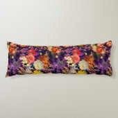 紫エレガント黄花柄 ボディピロー (正面)