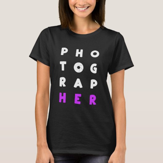 紫カッコいいの文字付き女性フォトグラファーTシャツ Tシャツ (正面)