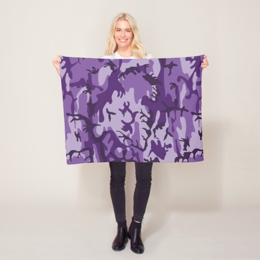 紫カモフラージュ、軍隊、陸軍 フリースブランケット (インサイチュ)