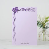 紫ガーリーのリボンと弓縁ど 便箋 (スタンド正面)