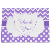 紫シェブロン&ホワイト水玉模様ベビーシャワー ラージペーパーバッグ (正面)