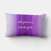 紫ストライプグラデーション絵を描は引用文を追加 ランバークッション (裏面)