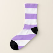 紫ストライプ色、白ストライプ色、パタストライプのーン ソックス (左外側)
