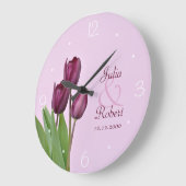 紫チューリップ記念日 ラージ壁時計 (傾斜)