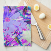 紫トリップ（幻覚体験）のようなとマゼンタの野カラフル花 キッチンタオル (四つ折り)
