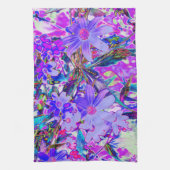 紫トリップ（幻覚体験）のようなとマゼンタの野カラフル花 キッチンタオル (縦)