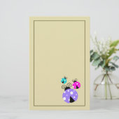 紫ピンクと青の3匹のラディバグ 便箋 (スタンド正面)