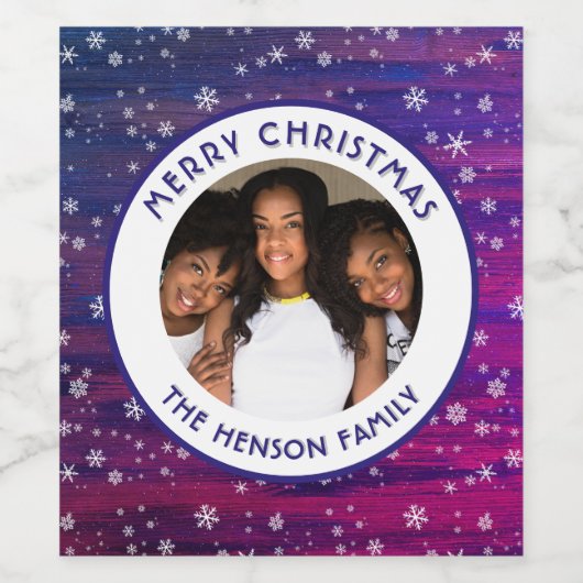 紫ピンクの木の素朴スノーフレークのクリスマスフォト ワインラベル (シングルラベル)