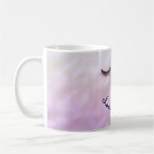 紫ピンクグラデーション黒まつ毛やさしさ コーヒーマグカップ (左)