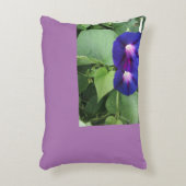 紫フローラ枕 アクセントクッション (正面(垂直))
