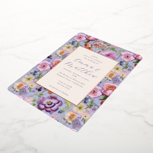 紫フローラ結婚刺繍枠 箔招待状 (回転した状態)