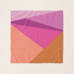 紫マゼンタの幾何学色ブロック図形 スカーフ<br><div class="desc">そし鮮やかてはっきりした、マゼンダ、紫、琥珀、桃、オレンジの対角線と三角形を持つ幾何学的な色のブロックは、あなたの名パーソナライズされた前で行われる。</div>