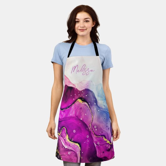 紫モダンとピンクの水彩前掛け エプロン (着用した状態)