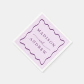 紫モダンの波状のフレ結婚ーム スタンダードカクテルナプキン (角)