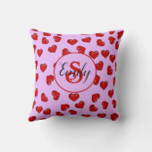 紫モノグラムのスタイリッシュの赤いハート模様 クッション (裏面)