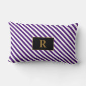 紫モノグラムの/白ストライプ色 ランバークッション (裏面)