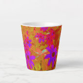 紫外カラフル、マゼンタ、赤の花 カフェラテマグ (正面)