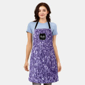 紫外線紫グリッタースパークルスモノグラム エプロン (着用した状態)