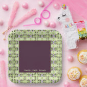 紫梅フローラ パターン（の模様が）ある ペーパープレート (パーティー)