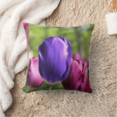 紫独身のチューリップ クッション (ブランケット)