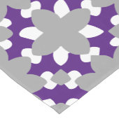 紫王室の灰色の白の接続された円パターン ショートテーブルランナー (コーナー)