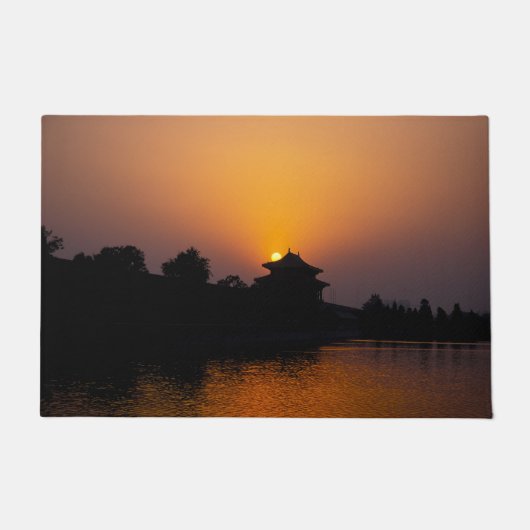 紫禁城の日没 – 北京、中国 ドアマット (正面)
