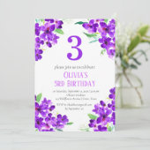 紫素朴色の三つ目の誕生日パープルフローラ 招待状 (スタンド正面)