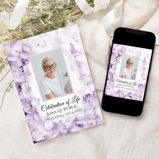 紫紫紫紫紫陽花の水の色のお祝いの生活 招待状