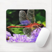 紫紫色の花の赤いトンボ マウスパッド (マウス)