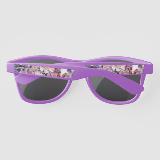 紫絵画のアゼアの花ぬか サングラス (裏面)