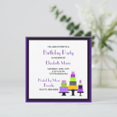 紫色および緑のケーキの誕生会 招待状 (スタンド正面)