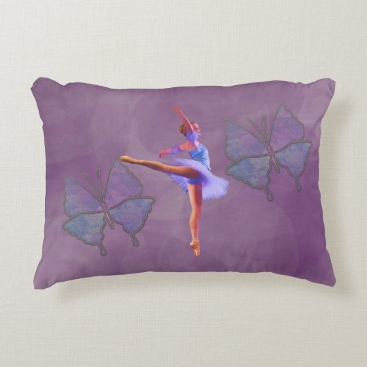 紫色および青のアラベスクの位置のバレリーナ アクセントクッション (正面)