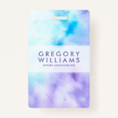 紫色および青の液体はBagroundを着色します バッジ (正面)