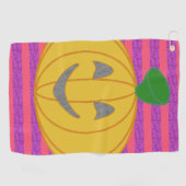 紫色とモダンピンクに大きなオレンジ色のカボチャ ゴルフタオル (横)