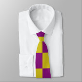 紫色と黄色のパタ市松模様にーンネックタイ ネクタイ (タイ)