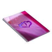 紫色によって刻まれるハート ノートブック (右側)