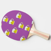 紫色に泡立てたビールカップ 卓球ラケット (横)
