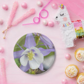 紫色のオダマキ（植物） ペーパープレート (パーティー)