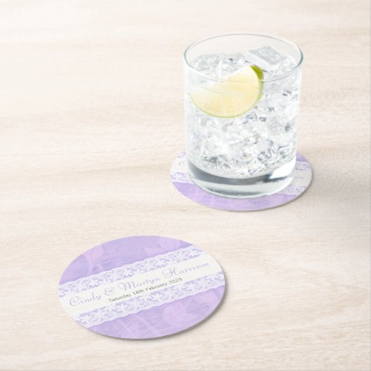 紫色のカスタムウェディング紙コースターに白いレース ラウンドペーパーコースター (インサイチュ)