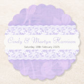 紫色のカスタムウェディング紙コースターに白いレース ラウンドペーパーコースター (正面)