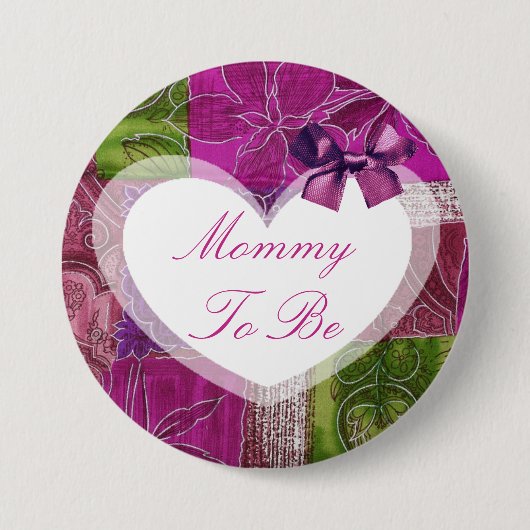 紫色のキルトであるお母さんはベビーシャワーボタンを好みます 缶バッジ (正面)