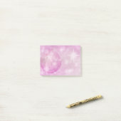 紫色のクリスマスのオーナメントの後it®ノート4 x 3 ポストイット (デスク上)